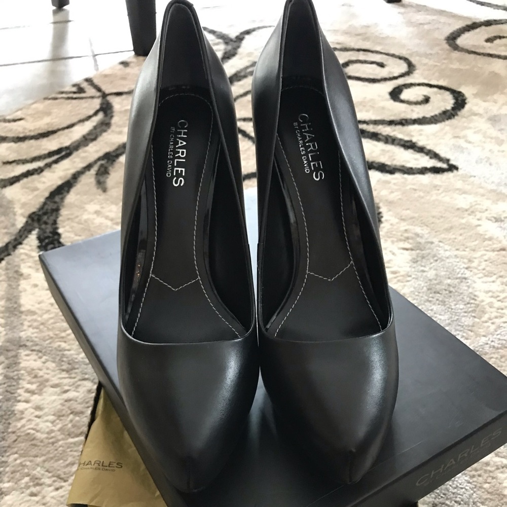 Charles by Charles David - Frankie 10M NIB